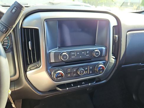 Used 2017 Chevrolet Silverado 1500 LT w/ All Star Edition AWD/4WD image 27