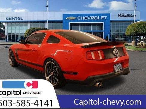 Used 2012 Ford Mustang GT Premium w/ Comfort Pkg RWD image 6