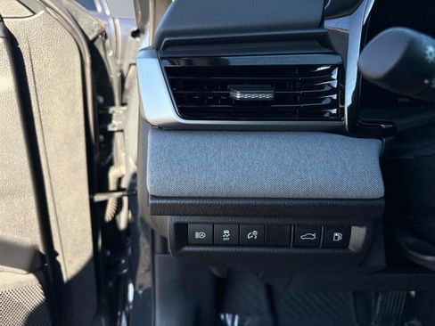 Used 2025 Toyota Camry LE image 33