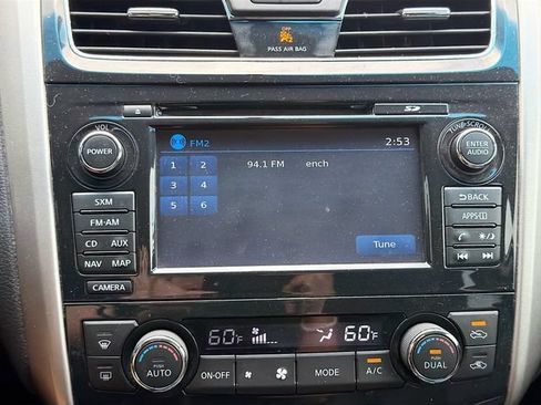 Used 2015 Nissan Altima 3.5 SL FWD image 28