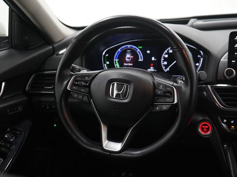 Used 2022 Honda Accord Touring image 13