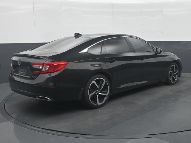 Used 2019 Honda Accord Sport image 7