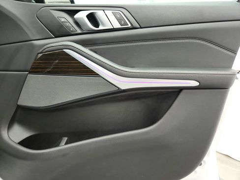 Used 2019 BMW X5 xDrive50i w/ M Sport Package AWD/4WD image 33