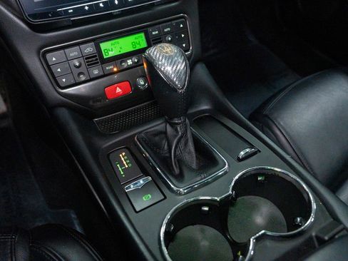 Used 2014 Maserati GranTurismo MC image 46