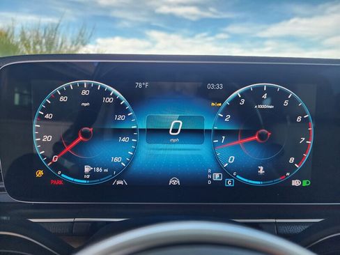 Used 2023 Mercedes-Benz GLE 350 4MATIC w/ AMG Line Exterior image 34