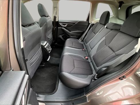 Used 2023 Subaru Forester Premium AWD/4WD image 20