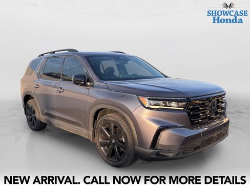 Used 2025 Honda Pilot Black Edition image 6