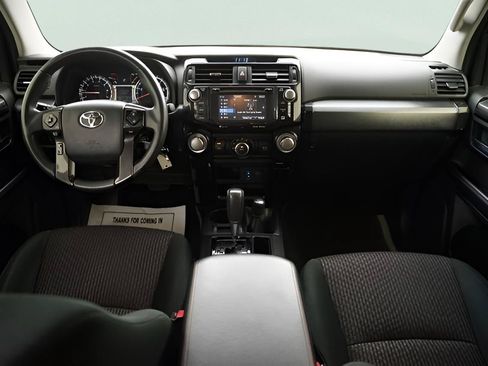 Used 2018 Toyota 4Runner TRD Off-Road AWD/4WD image 20