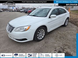 Used 2011 Chrysler 200 Touring video 1