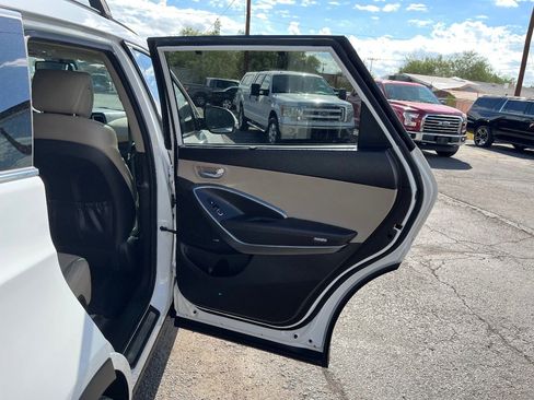 Used 2019 Hyundai Santa Fe XL image 38