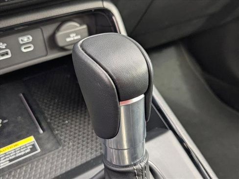 Used 2025 Honda CR-V EX-L image 11