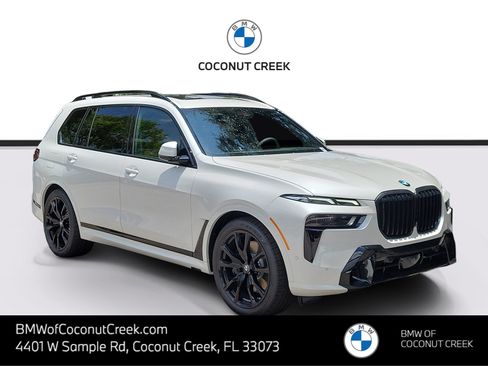 New 2027 BMW X7 xDrive40i w/ M Sport Package AWD/4WD image 1
