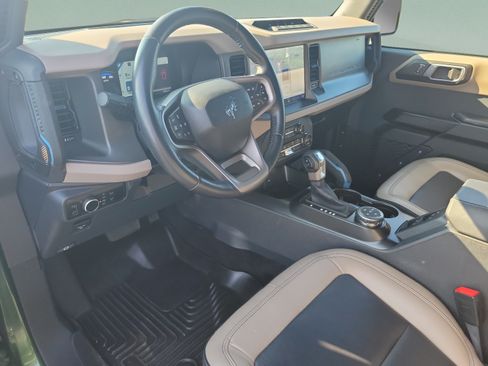 Used 2024 Ford Bronco Wildtrak AWD/4WD image 15
