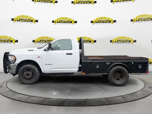 Used 2020 RAM 3500 Tradesman image 2