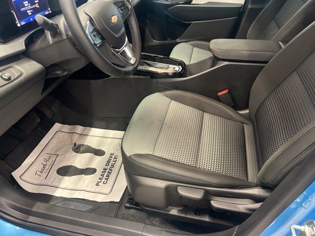 New 2026 Chevrolet Trax LT w/ Driver Confidence Package FWD image 21