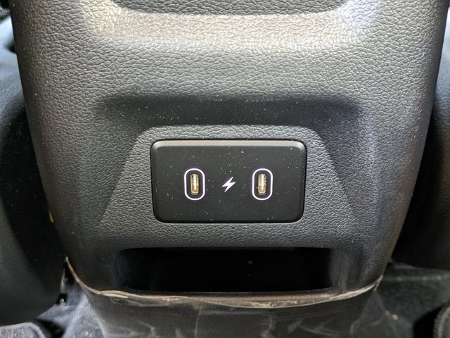 Used 2026 Hyundai Venue SEL FWD image 15