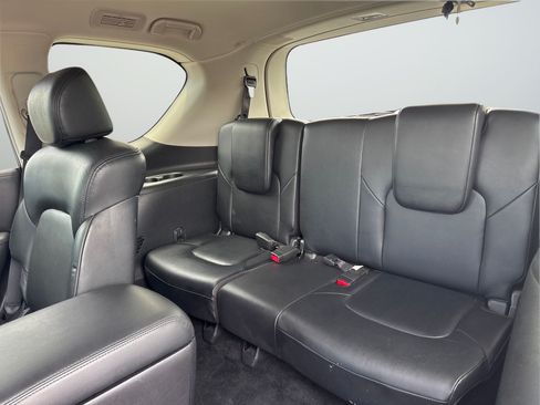 Used 2024 Nissan Armada SL w/ Captain's Chairs Package AWD/4WD image 34