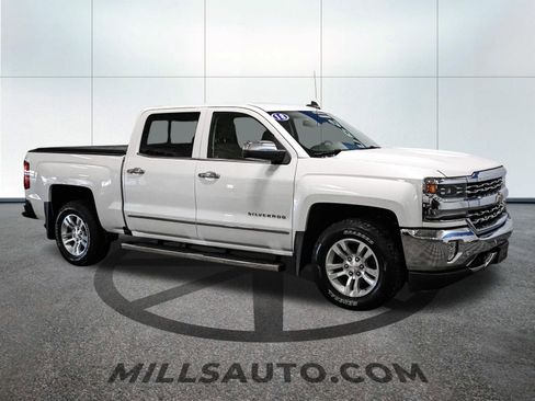 Used 2018 Chevrolet Silverado 1500 LTZ w/ LTZ Plus Package image 12