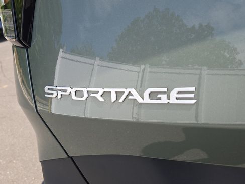 Used 2023 Kia Sportage X-Line w/ X-Line Premium Package AWD/4WD image 31