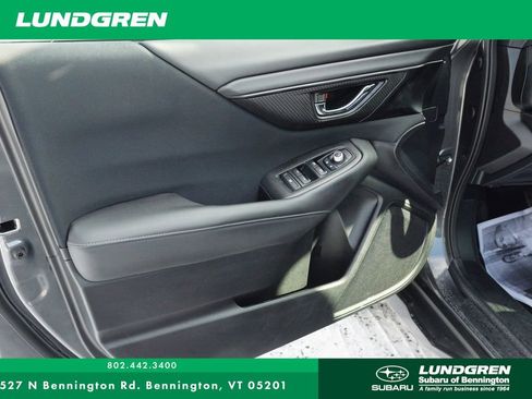 Used 2021 Subaru Outback Premium image 9