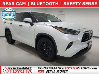 Used 2023 Toyota Highlander LE