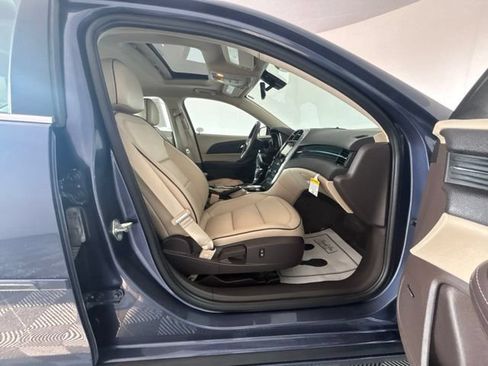 Used 2015 Chevrolet Malibu LT w/ Leather Package FWD image 30