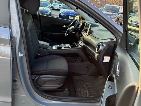 Used 2022 Hyundai Kona SEL w/ Convenience Package image 22