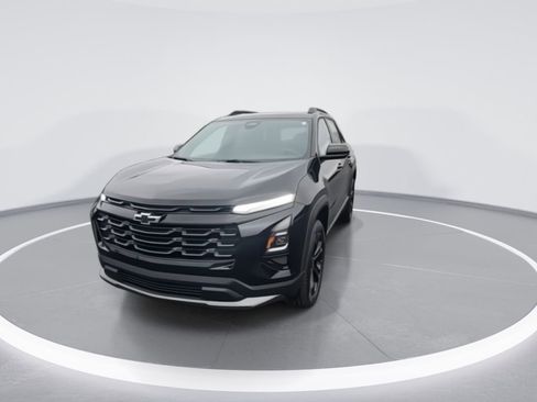 New 2026 Chevrolet Equinox LT w/ Convenience Package II image 3