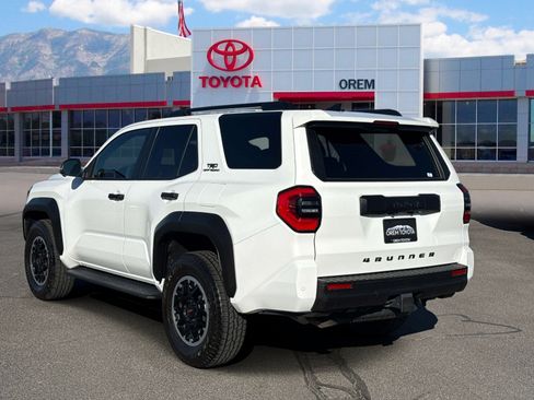 Used 2025 Toyota 4Runner TRD Off-Road Premium w/ Tow Technology Package AWD/4WD image 5