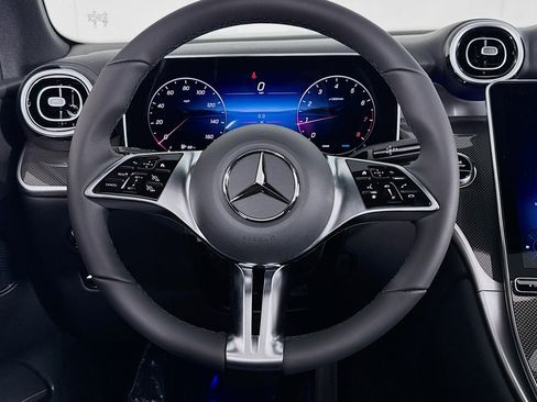 New 2026 Mercedes-Benz GLC 300 4MATIC image 17