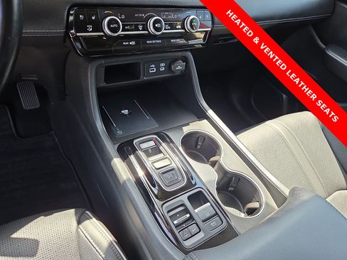 Used 2023 Honda Pilot Elite image 25