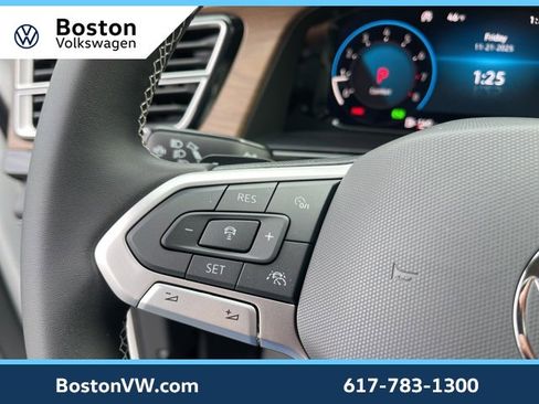 New 2026 Volkswagen Atlas SE image 18