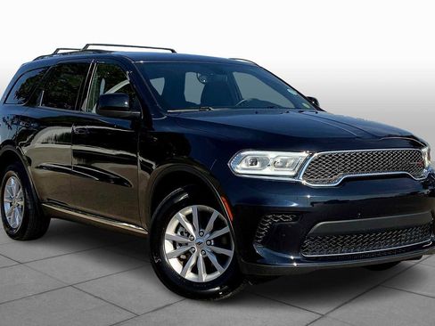 Used 2024 Dodge Durango SXT w/ 3rd Row Seating Group image 4