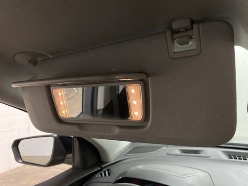 Used 2022 Chevrolet Equinox LT FWD image 58