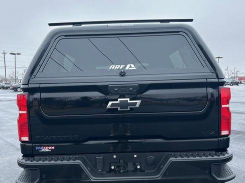 Used 2025 Chevrolet Silverado 2500 LTZ w/ Trail Boss Package image 20