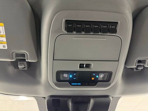 New 2026 Ford F350 XL w/ XL Chrome Package image 20