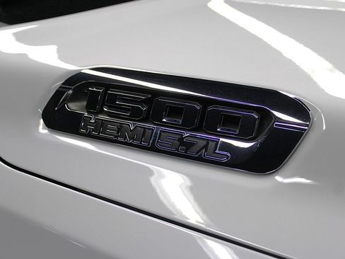Certified 2020 RAM 1500 Laramie AWD/4WD image 38