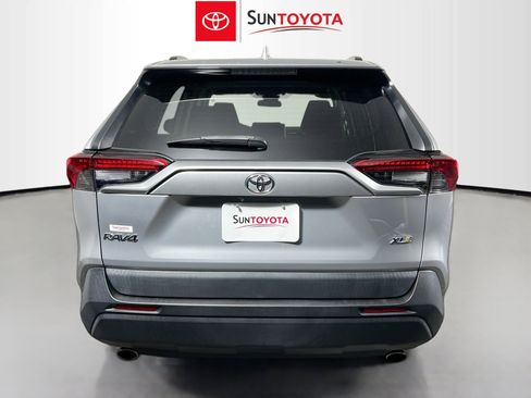 Used 2023 Toyota RAV4 XLE w/ Convenience Package image 5