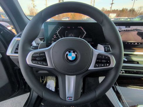 Used 2026 BMW X5 xDrive40i w/ M Sport Package image 25