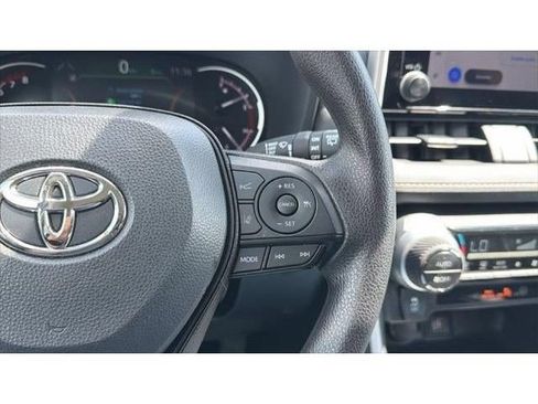 Certified 2025 Toyota RAV4 XLE AWD/4WD image 27