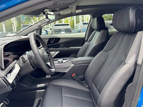 New 2026 Cadillac Optiq Luxury 1 RWD image 9