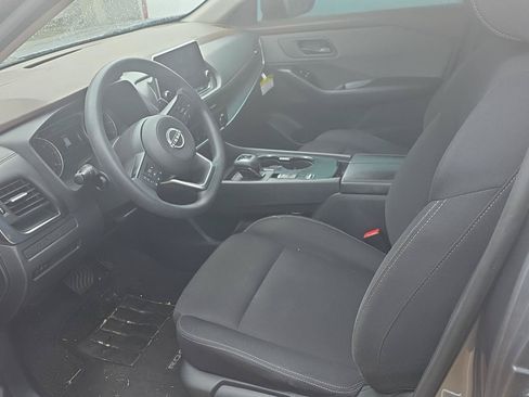 Used 2023 Nissan Rogue S FWD image 10