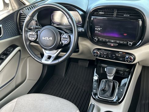 Certified 2023 Kia Soul EX image 14