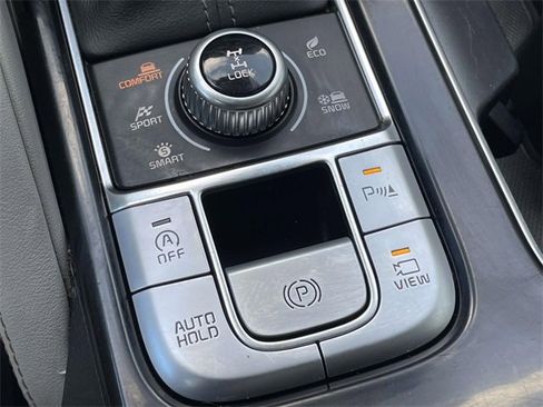 Used 2022 Kia Telluride SX w/ SX Prestige Package image 43