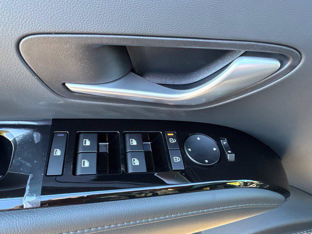 New 2026 Hyundai Tucson Limited AWD/4WD image 10