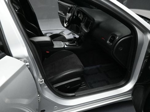 Used 2020 Dodge Charger Scat Pack RWD image 21