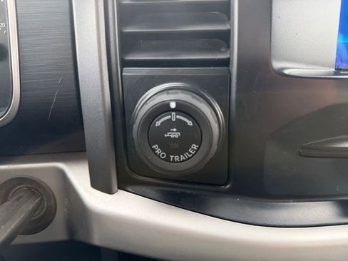 Used 2022 Ford F150 XLT w/ Trailer Tow Package image 24