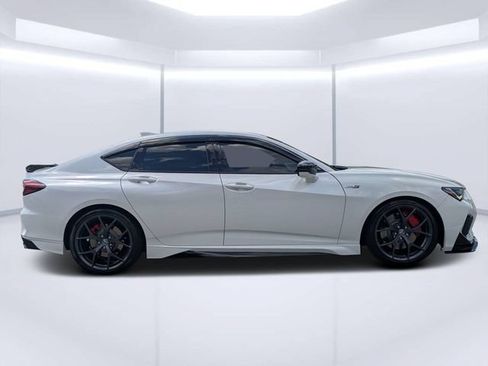 Used 2022 Acura TLX Type S AWD/4WD image 2