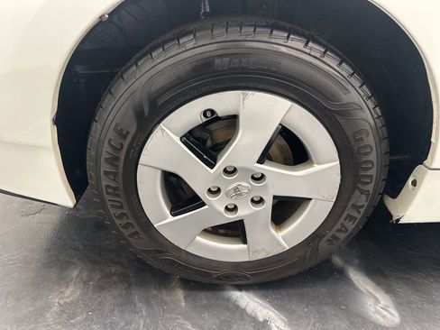 Used 2012 Toyota Prius Two image 29