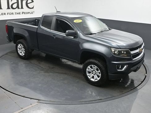 Used 2017 Chevrolet Colorado LT w/ LT Convenience Package RWD image 44